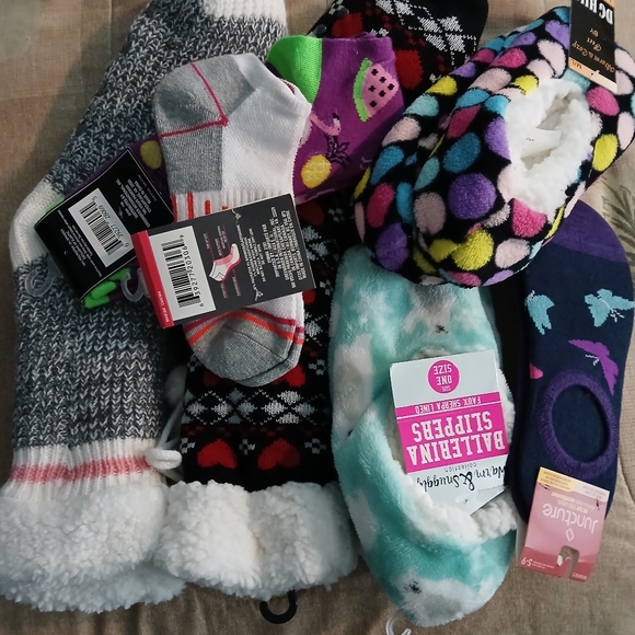 Colorful Cozy Socks Collection - Picture 3 of 5